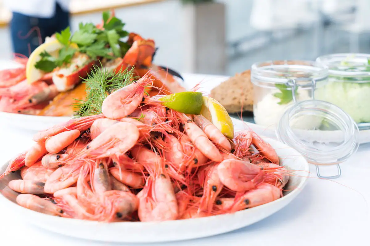 Elegantly plated boiled shrimp.